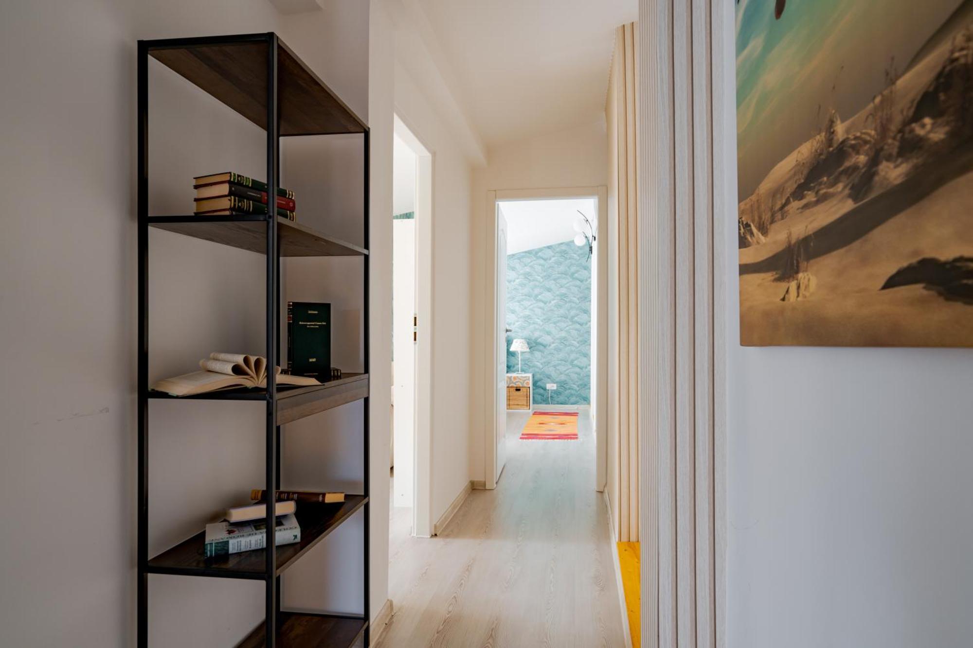 Central Muse Apartment Bucharest Exterior photo